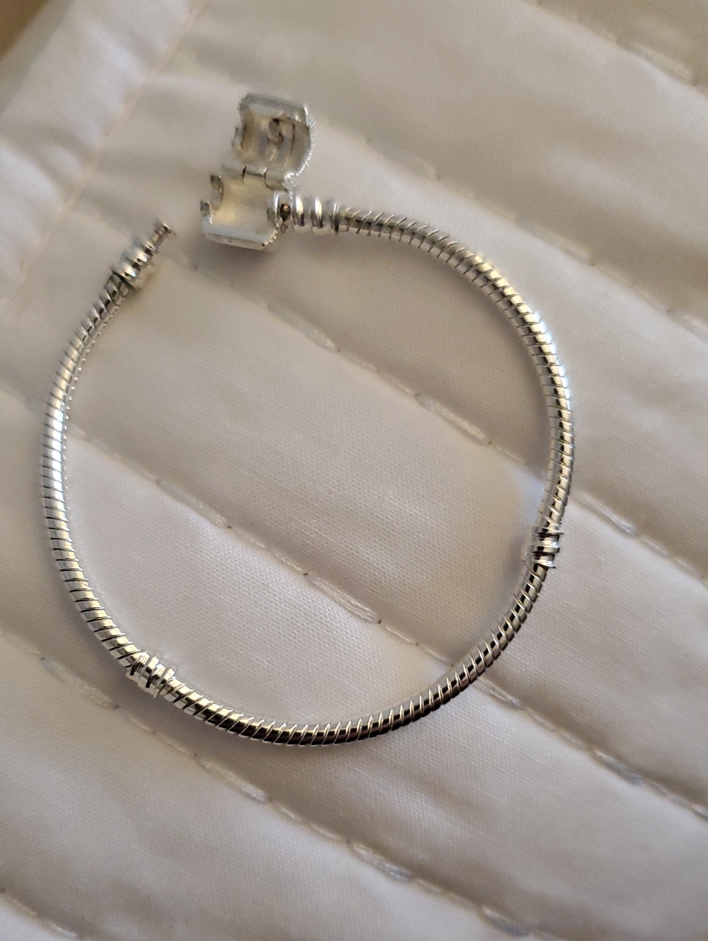 Pandora Womes Bracelet